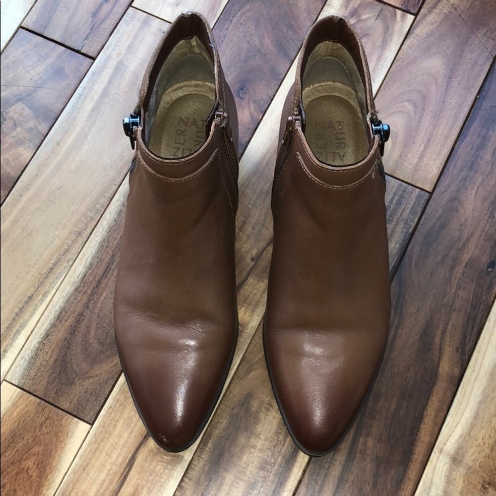 Fall brown booties - Picture 5 of 7